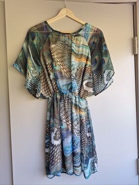 Romeo & Juliet Couture Peacock Print Flutter Sleeve Mini Dress - S